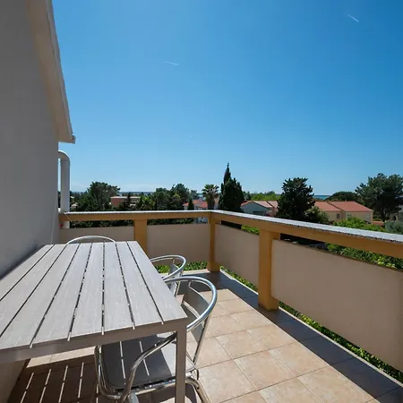 With A Parking Space - Mulo, Zadar - 3276 Apartamento *