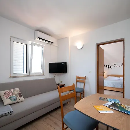 With A Parking Space - Mulo, Zadar - 3276 Apartment