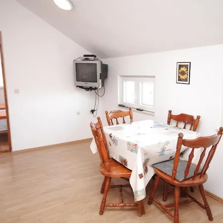 With Parking Space - Mulo, Zadar - 3276 דירה
